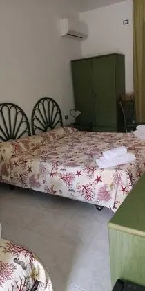 Basic Üç Kişilik Oda