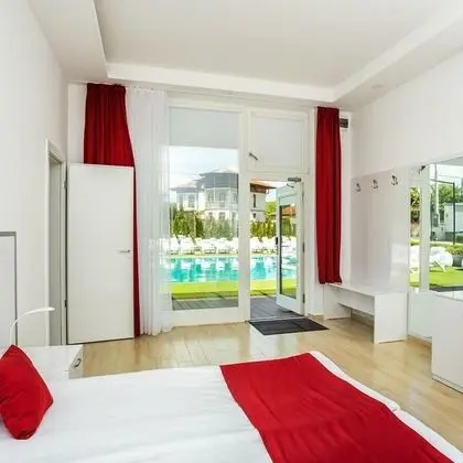 Tek Büyük Yataklı Oda, Balkon, Dağ Manzaralı