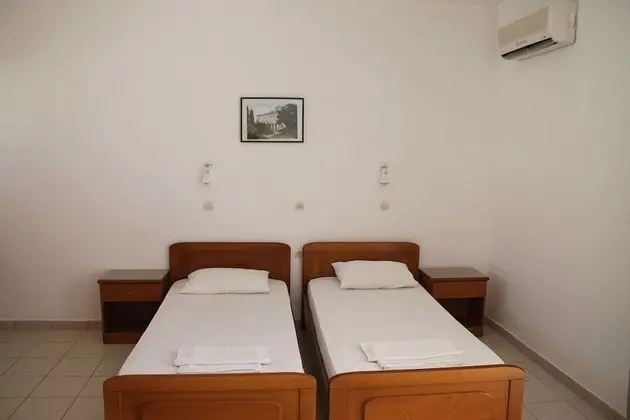 Standard Üç Kişilik Oda, Kısmi Deniz Manzaralı