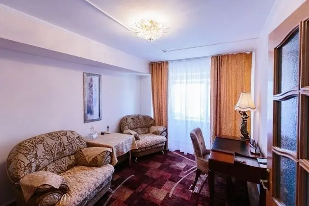 Business Tek Kişilik Oda (Queen Bed)
