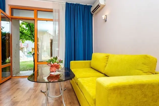 Family Tek Büyük veya İki Ayrı Yataklı Oda
