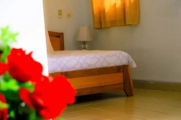 Süit, 1 Büyük (Queen) Boy Yatak, Sigara İçilmez