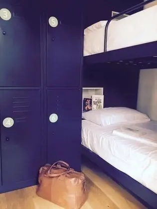 Ortak Ranzalı Oda, Sadece kadınlar için (1 bed in a 6 persons shared room)