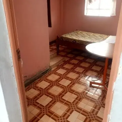 Büyük Yataklı Tek Kişilik Oda