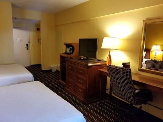 Standard Oda, 2 Büyük (Queen) Boy Yatak