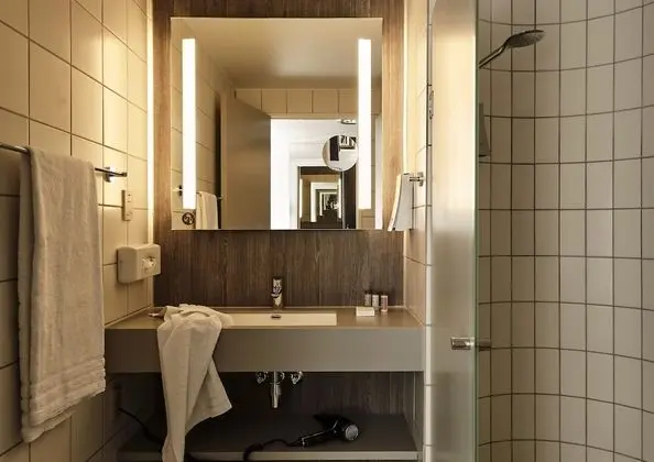 Standard Oda, 1 En Büyük (King) Boy Yatak