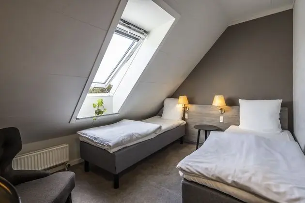 Tek Büyük Yataklı Oda