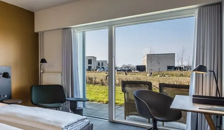 Standard Oda, Kısmi Deniz Manzaralı