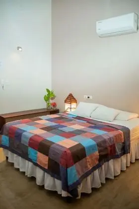 Basic Tek Büyük veya İki Ayrı Yataklı Oda, Havuz Manzaralı