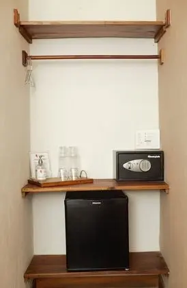 Basic Tek Büyük veya İki Ayrı Yataklı Oda, Havuz Manzaralı
