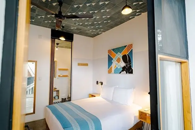 Oda, 1 Büyük (Queen) Boy Yatak