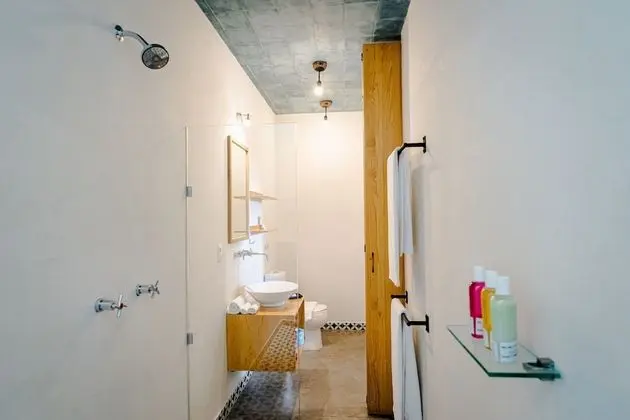 Oda, 1 Büyük (Queen) Boy Yatak