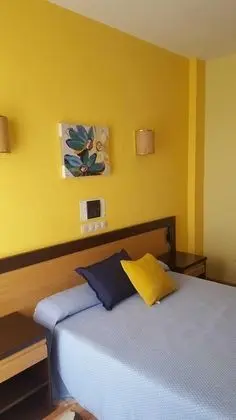 Tek Büyük veya İki Ayrı Yataklı Oda, Balkon