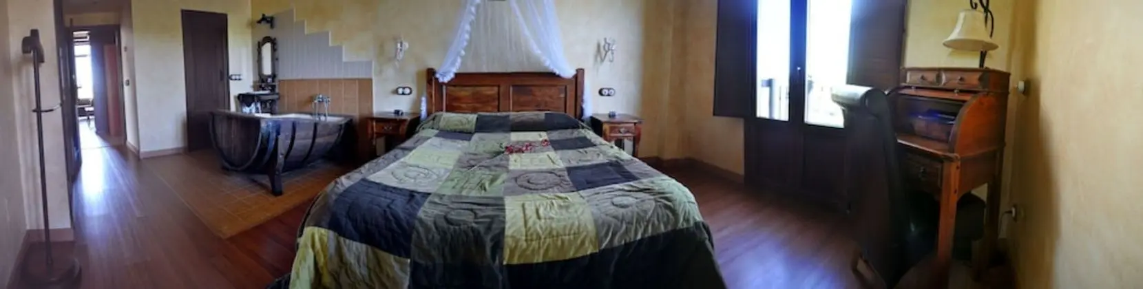 Tek Büyük Yataklı Oda, Küvet