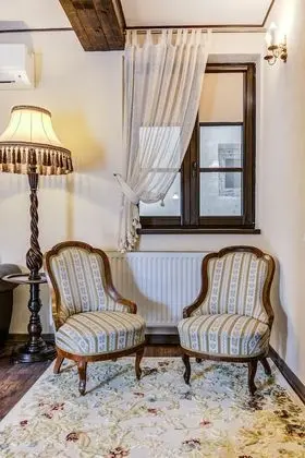 Executive Oda, Balkon