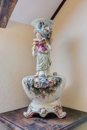 Executive Oda, Balkon