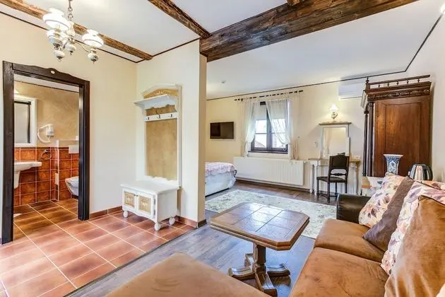 Executive Oda, Balkon