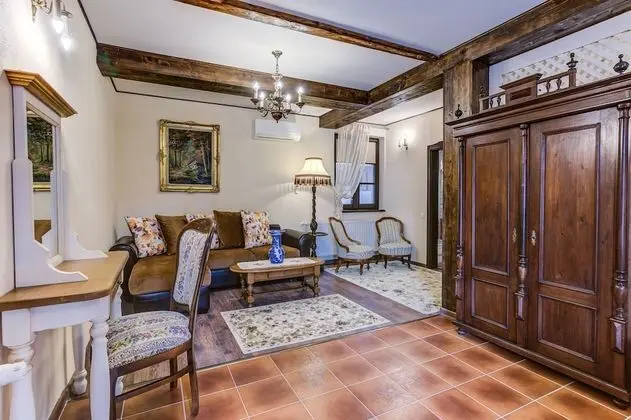 Executive Oda, Balkon