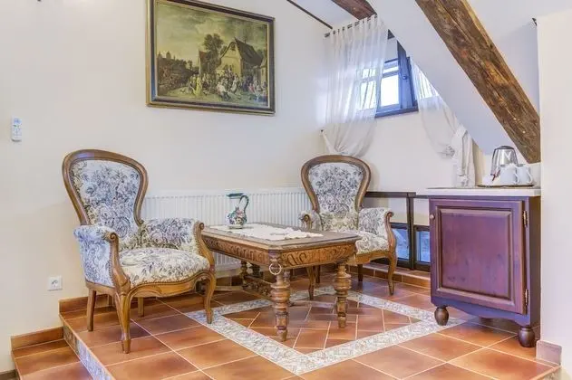 Executive Oda, Balkon