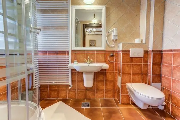 Executive Oda, Balkon