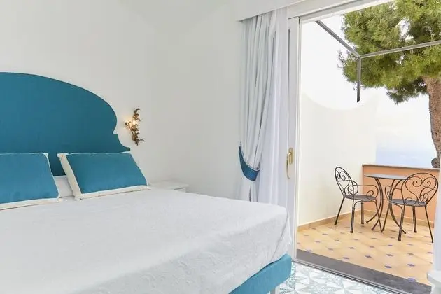 Deluxe Tek Büyük veya İki Ayrı Yataklı Oda, Teras, Deniz Manzaralı