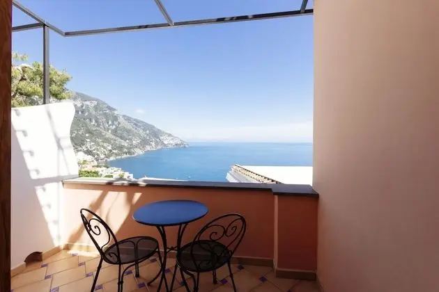 Deluxe Tek Büyük veya İki Ayrı Yataklı Oda, Teras, Deniz Manzaralı
