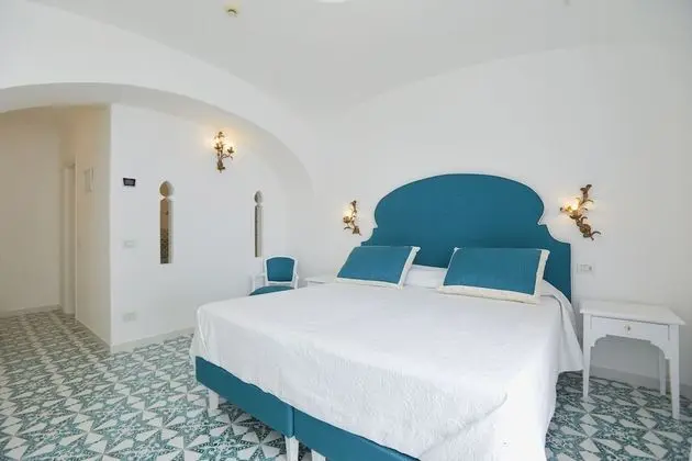 Deluxe Tek Büyük veya İki Ayrı Yataklı Oda, Teras, Deniz Manzaralı