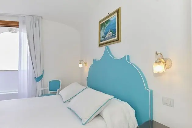 Standard Tek Büyük veya İki Ayrı Yataklı Oda, Deniz Manzaralı