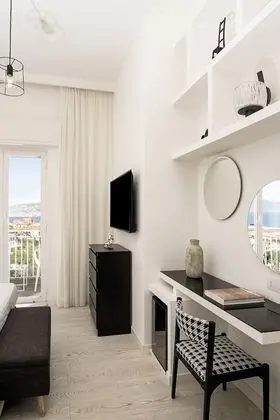 Deluxe Tek Büyük Yataklı Oda, Deniz Manzaralı