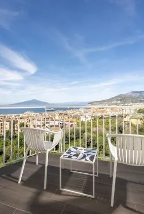 Deluxe Tek Büyük Yataklı Oda, Deniz Manzaralı