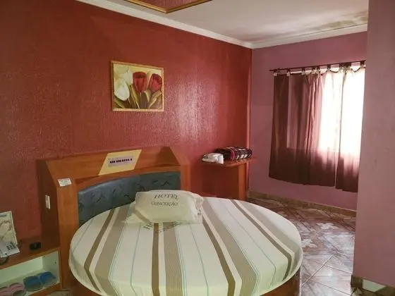 Tek Büyük Yataklı Oda, 1 Çift Kişilik Yatak