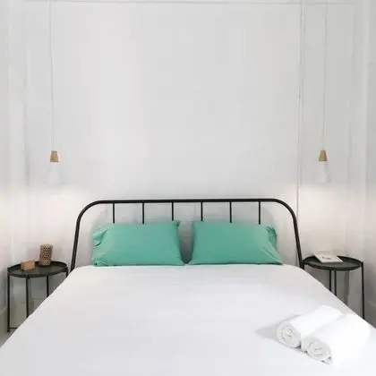 Design Tek Büyük Yataklı Oda