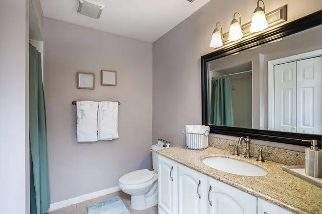 Ev (Conch Cottage Pool Home)