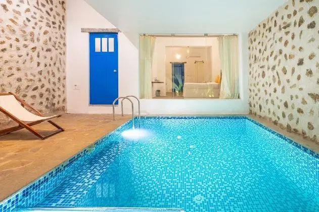 Luxury Tek Büyük Yataklı Oda