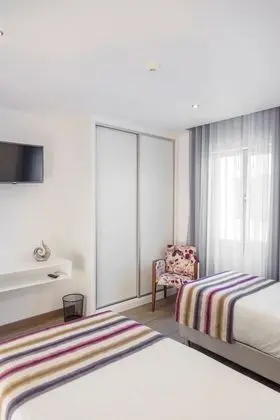 Standard Tek Büyük veya İki Ayrı Yataklı Oda