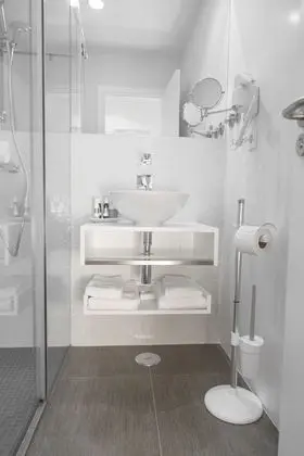 Superior Tek Büyük Yataklı Oda, 1 Çift Kişilik Yatak, Balkon, Deniz Manzaralı