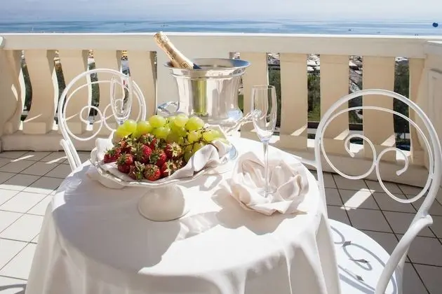 Superior Oda, Balkon, Deniz Manzaralı