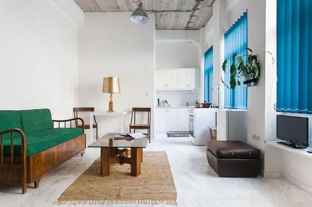 Standard Stüdyo (B)