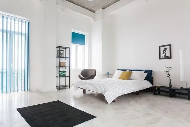 Superior Stüdyo, Balkon