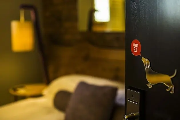 Deluxe Tek Büyük Yataklı Oda, Küvet, Avlu