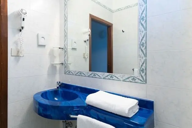 Tek Büyük Yataklı Oda, 1 Çift Kişilik Yatak, Deniz Manzaralı