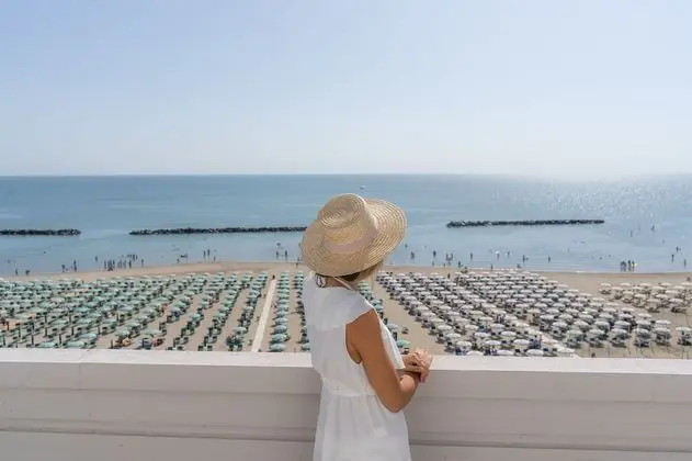 Tek Büyük Yataklı Oda, 1 Çift Kişilik Yatak, Deniz Manzaralı