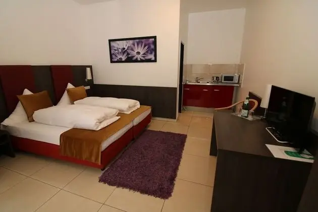 Tek Büyük Yataklı Oda