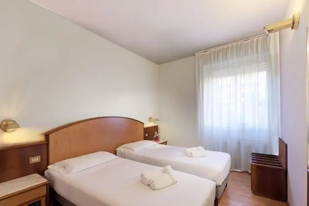 Economy İki Ayrı Yataklı Oda, 2 Tek Kişilik Yatak