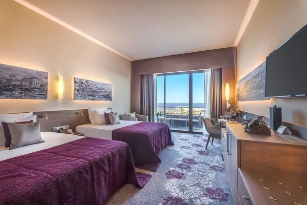 Çift ​​kişilik Deluxe Side Sea View