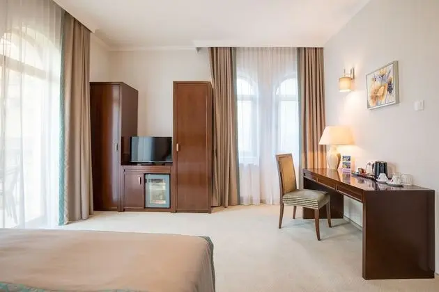 Superior Room with Balcony