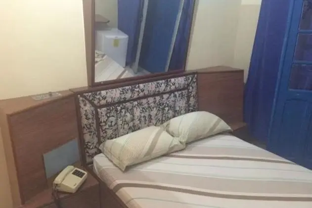 Tek Büyük Yataklı Oda, 1 Çift Kişilik Yatak