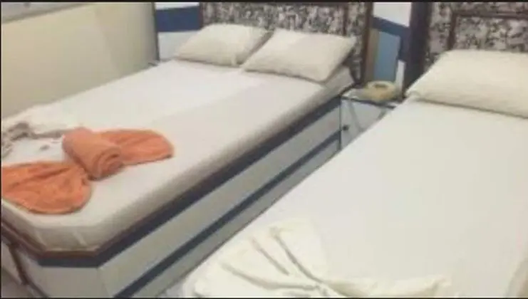 Tek Büyük Yataklı Oda, 1 Çift Kişilik Yatak