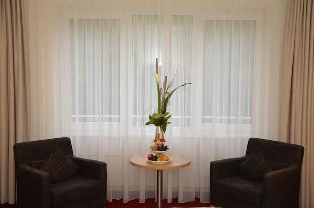 Superior Tek Büyük veya İki Ayrı Yataklı Oda, Bahçe Manzaralı