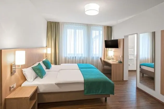 Tek Büyük Yataklı Oda